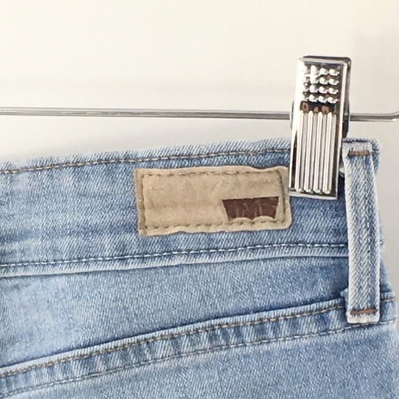 Levis Womens Jeans Upcycled Demi Curve Blue Light Wash Stretch Sz 8/29 - Picture 9 of 13